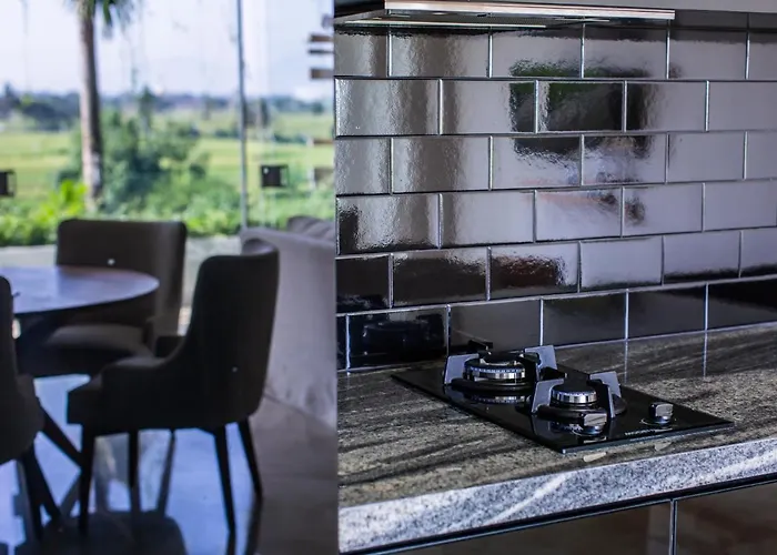 Aparthotel The Double View Mansions Bali Canggu (Bali)