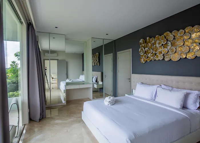 The Double View Mansions Bali 4*