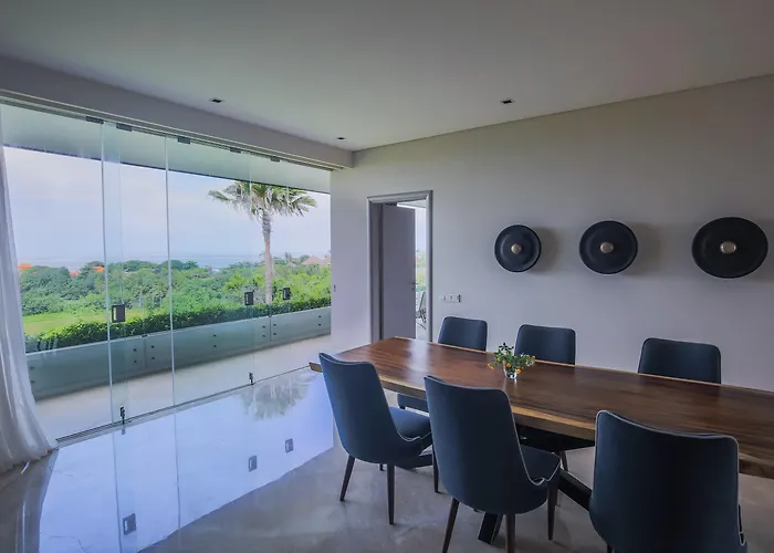 The Double View Mansions Bali Canggu (Bali)