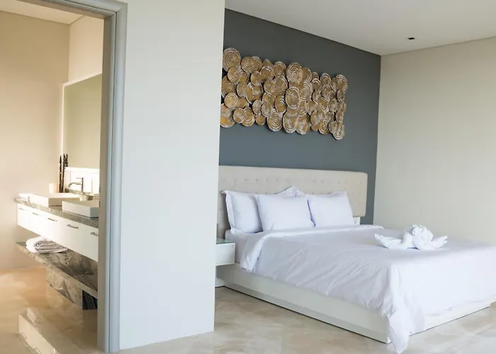 The Double View Mansions Bali Canggu (Bali)