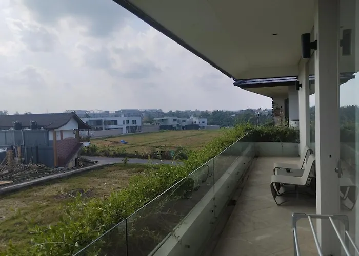 The Double View Mansions Bali 4*