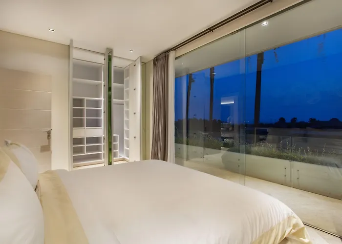 The Double View Mansions Bali 4* Canggu (Bali)