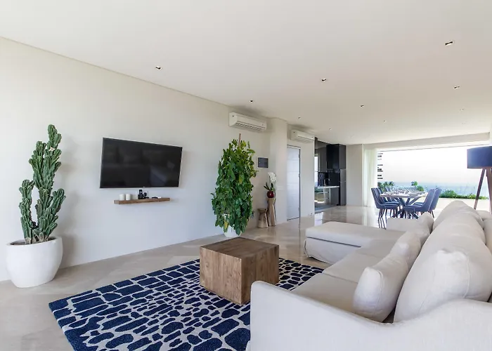 The Double View Mansions Bali 4* Canggu (Bali)