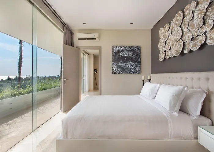 The Double View Mansions Bali Aparthotel Canggu (Bali)