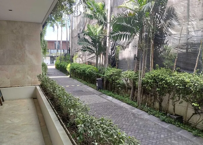 Aparthotel The Double View Mansions Bali 4*
